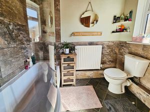 Photo 1- click for photo gallery